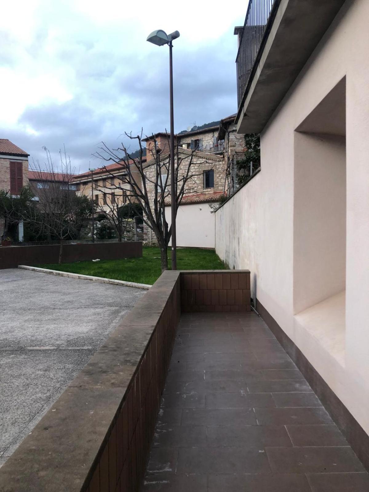 Porta Del Centro Villa Gubbio Buitenkant foto